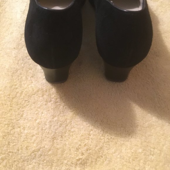 Trotter, Suede loafer, Size 7.5 N, Black - Picture 3 of 3